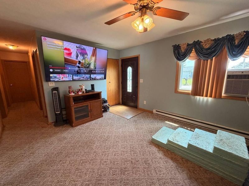 940 Kirkwood Drive , West Jefferson, OH 43162 Photo 4