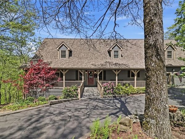 1692 Ridgeview Drive , Big Canoe, GA 30143