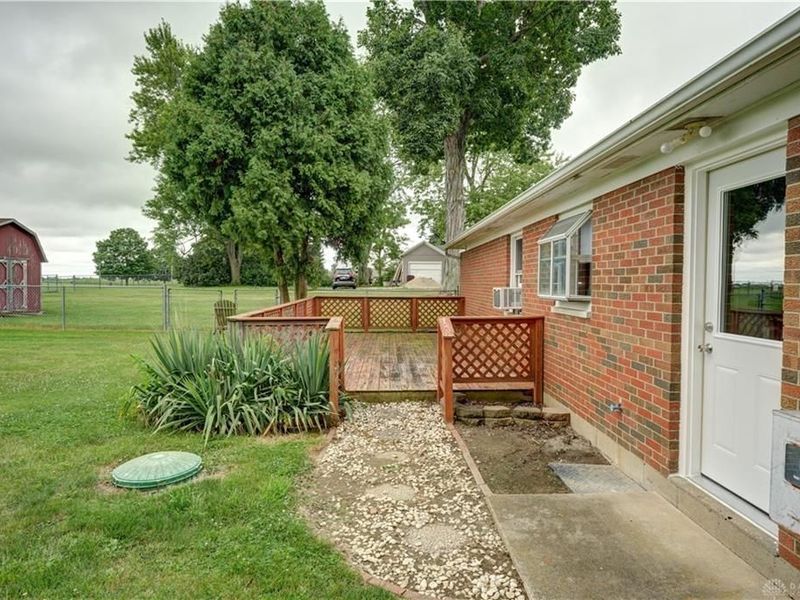 209 East Street, Gordon, OH 45304 Photo 6