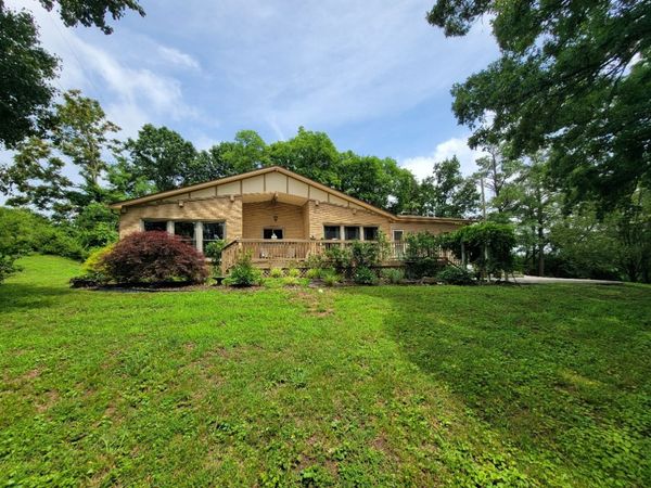 245 Craigmeade Dr , Nashville, TN 37214