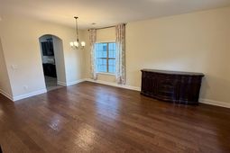 263 Chesterbrook Lane photo 4