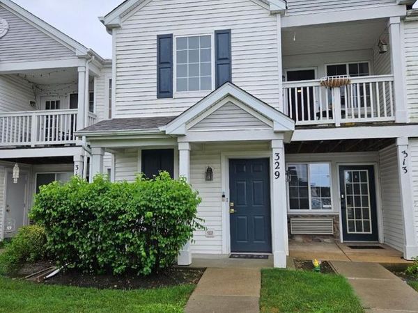 329 Silverstone Drive , Unit 329, Carpentersville, IL 60110
