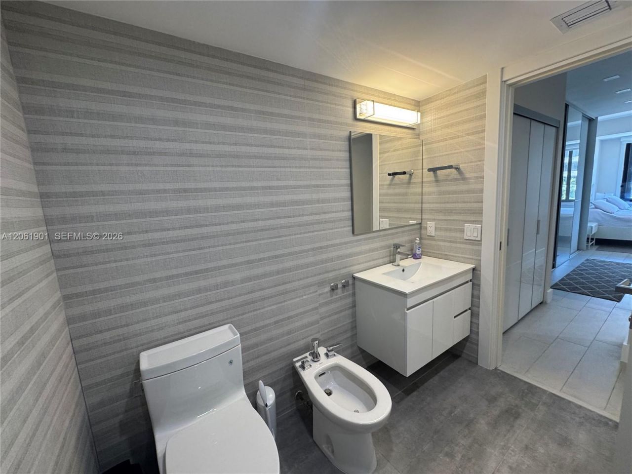 201 Crandon Blvd, Unit 520, Key Biscayne, FL 33149 Photo