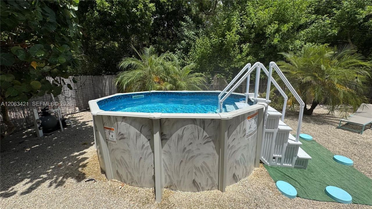 230 66th Street Ocean, Marathon, FL 33050 Photo