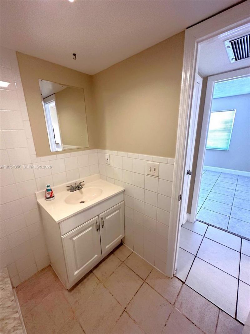 7830 NW 33rd St, Unit 502, Davie, FL 33024 Photo