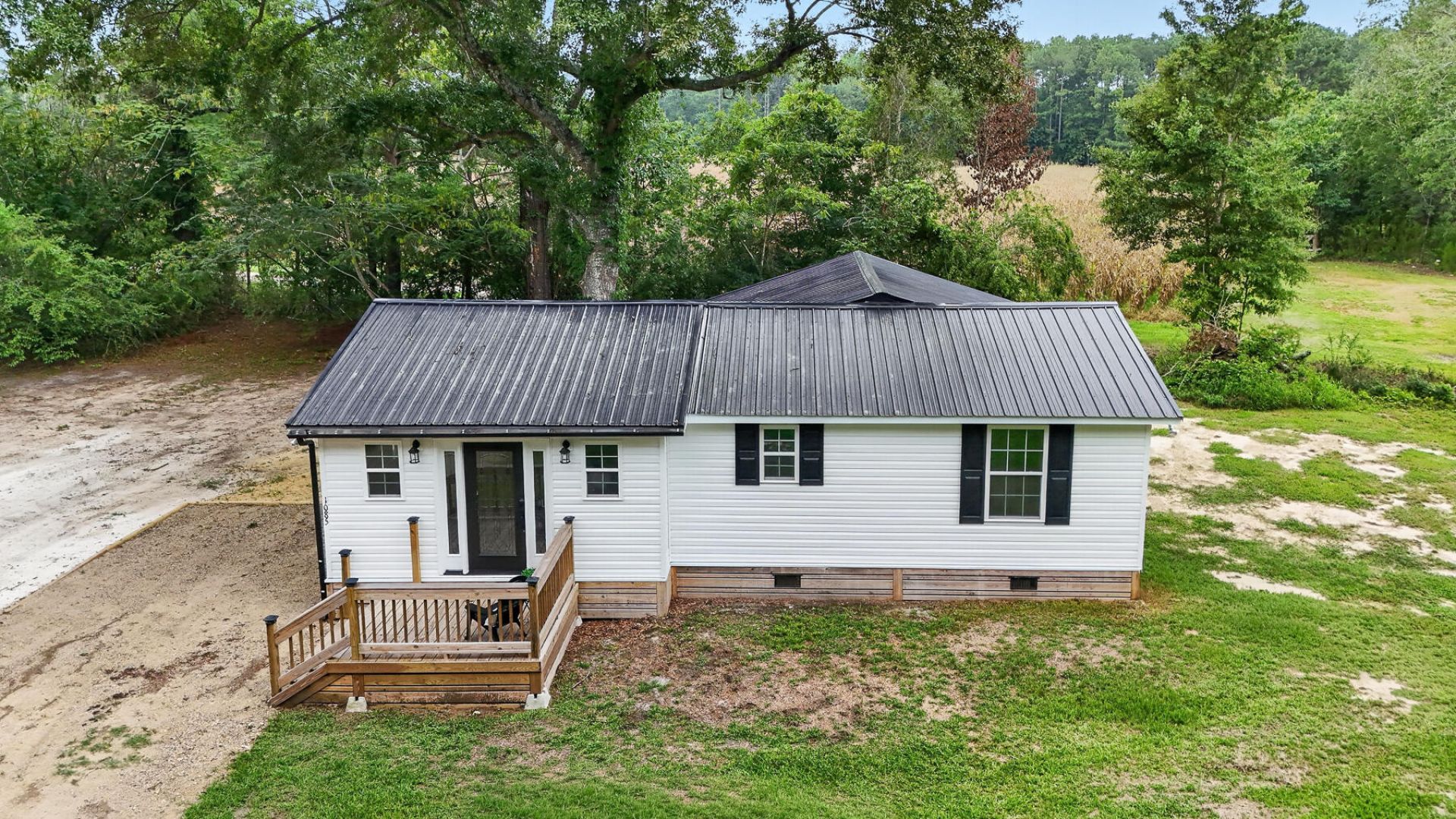 1085 Homestead Road Photo 4