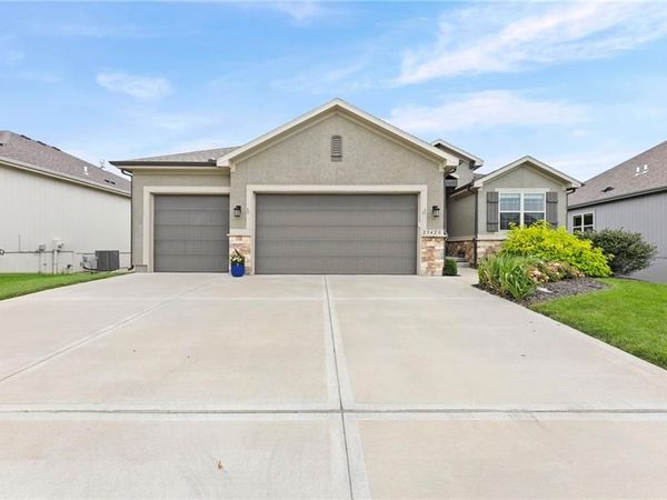 25420 W 146th Street, Olathe, KS 66061
