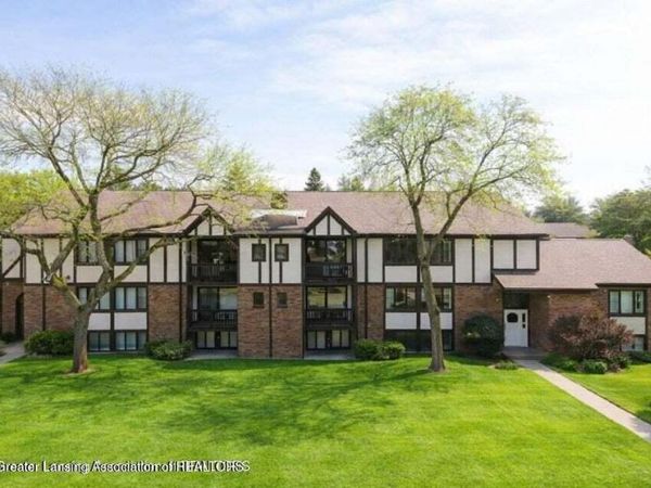 6160 Innkeepers Court, East Lansing, MI 48823