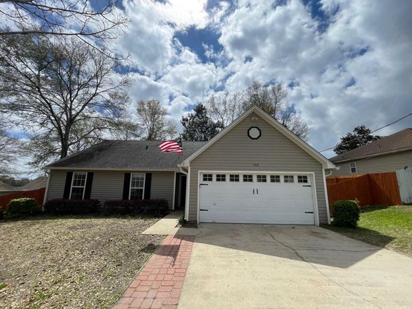 132 Menzel Street, Valparaiso, FL 32580