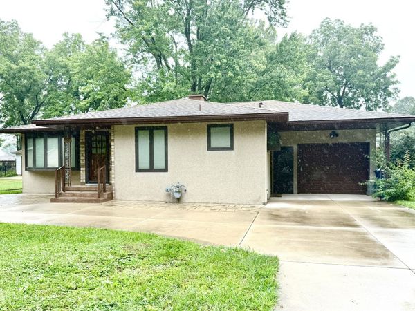 205 Oak Street , Spring Valley, IL 61362