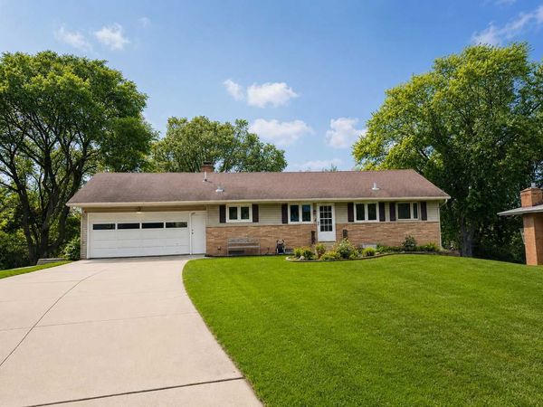 604 23rd Street NE, Rochester, MN 55906
