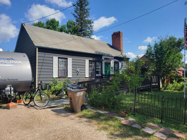 651 2nd Street S, Hallock, MN 56728