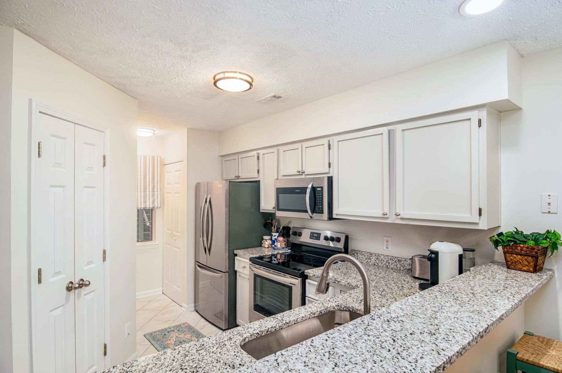 227 Pinehurst Ln.  Photo 4