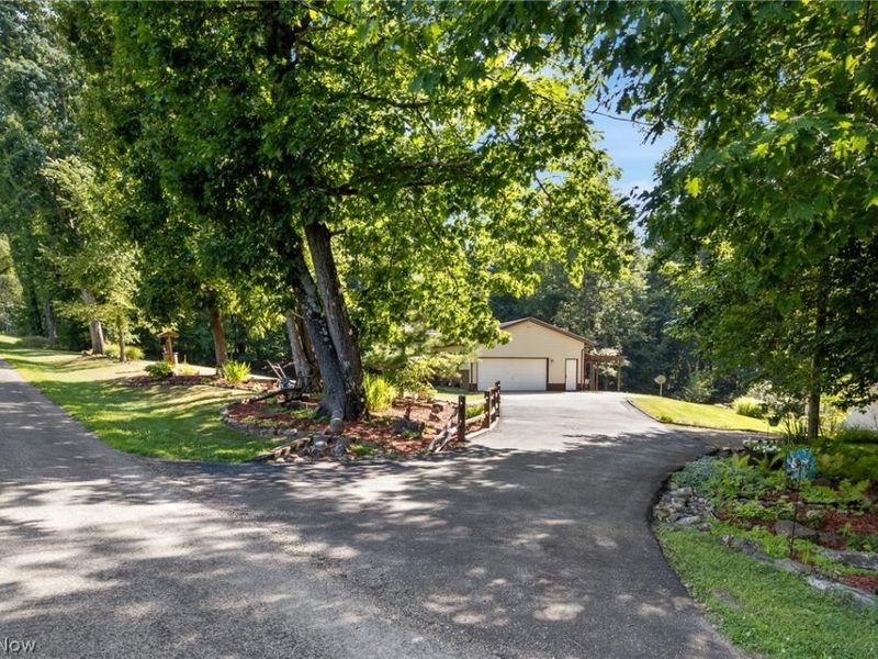 9234 Bailey Road NE, Bolivar, OH 44612 Photo 4