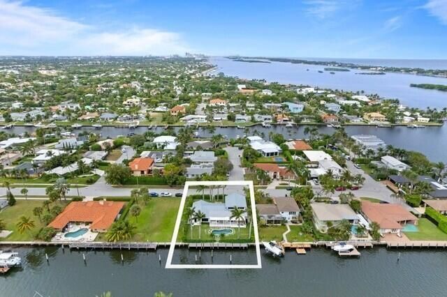 21 Duke Drive, Lake Worth Beach, FL 33460 Photo
