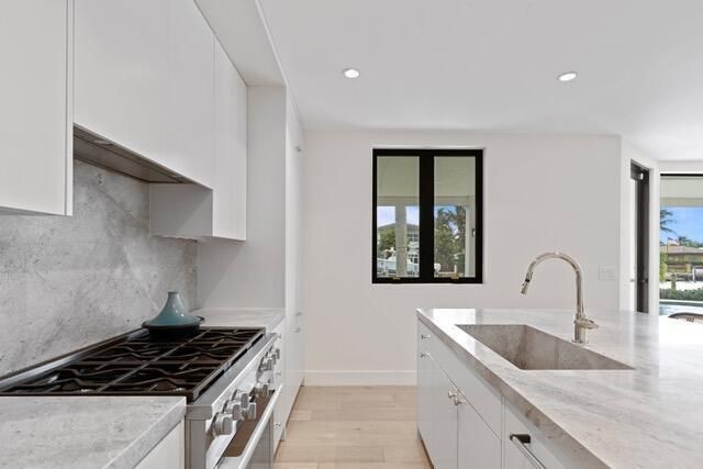 21 Duke Drive, Lake Worth Beach, FL 33460 Photo