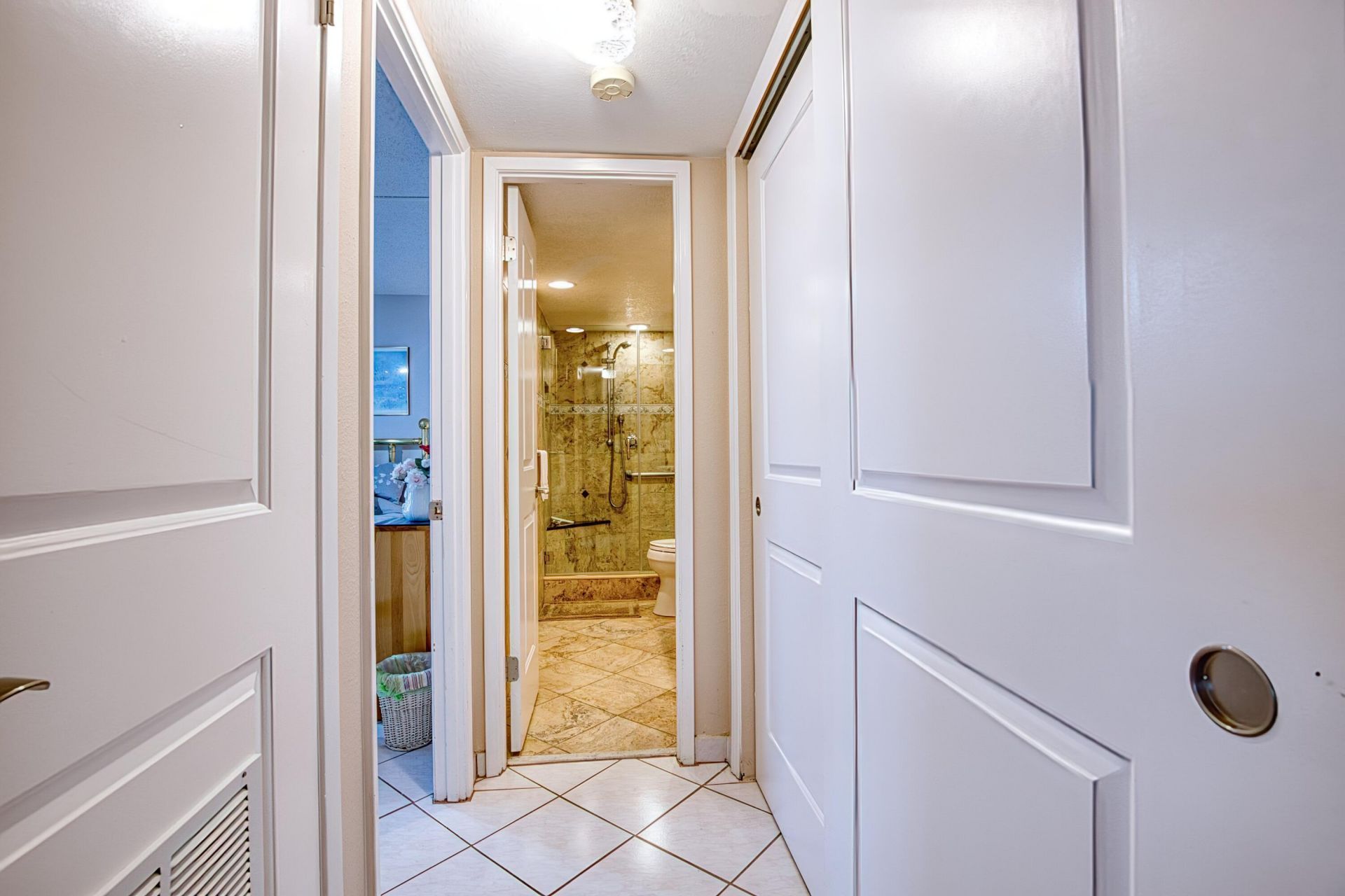 111 Briny Avenue, Unit 16-08, Pompano Beach, FL 33062 Photo