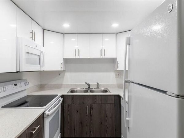 401 NW 34 Street, Unit 85-202, Pompano Beach, FL 33064