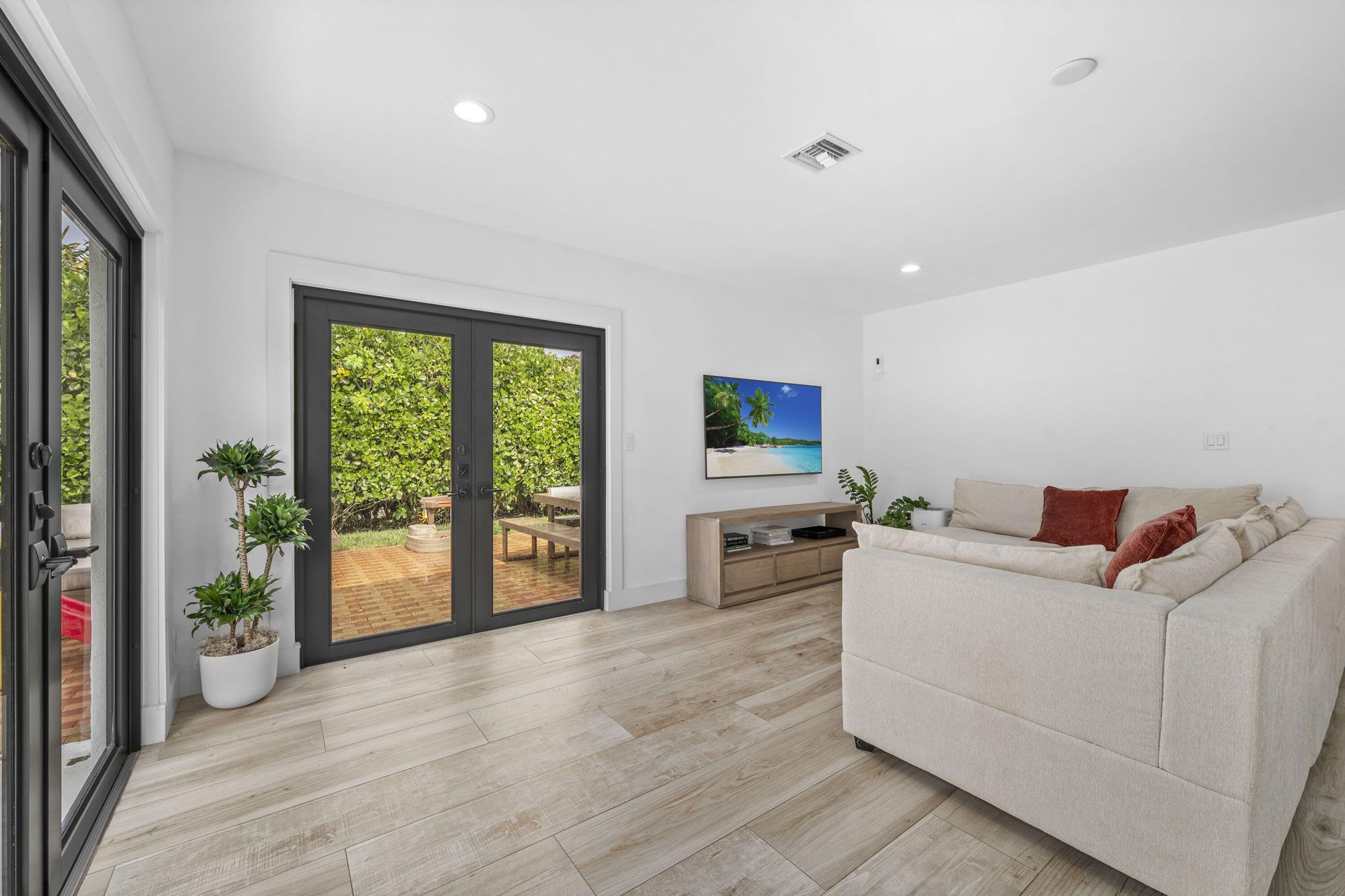 739 NW 6th Street, Boca Raton, FL 33486 Photo