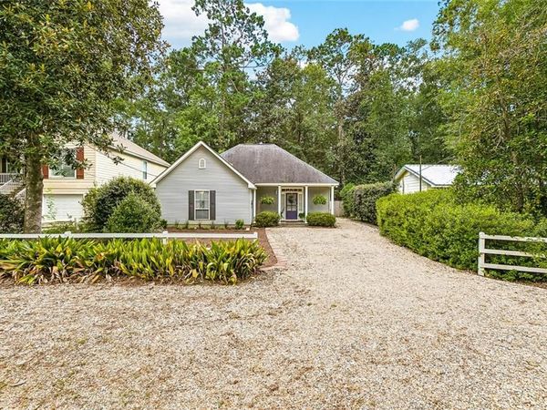 319 W 6TH Avenue , Covington, LA 70433
