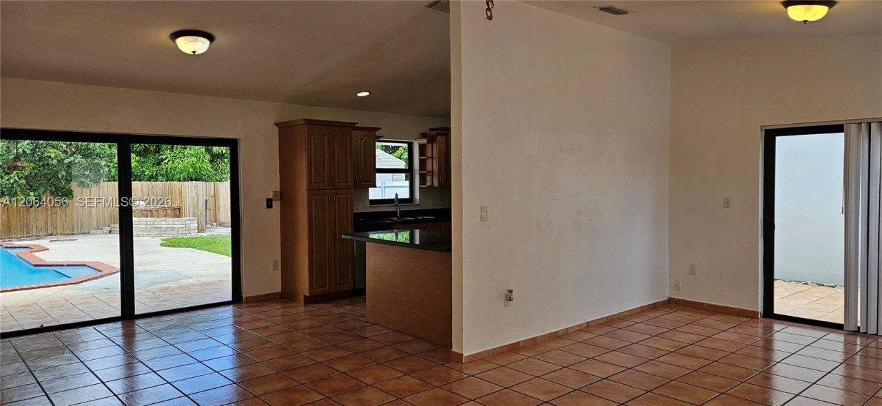 14765 SW 82nd St, Miami, FL 33193 Photo