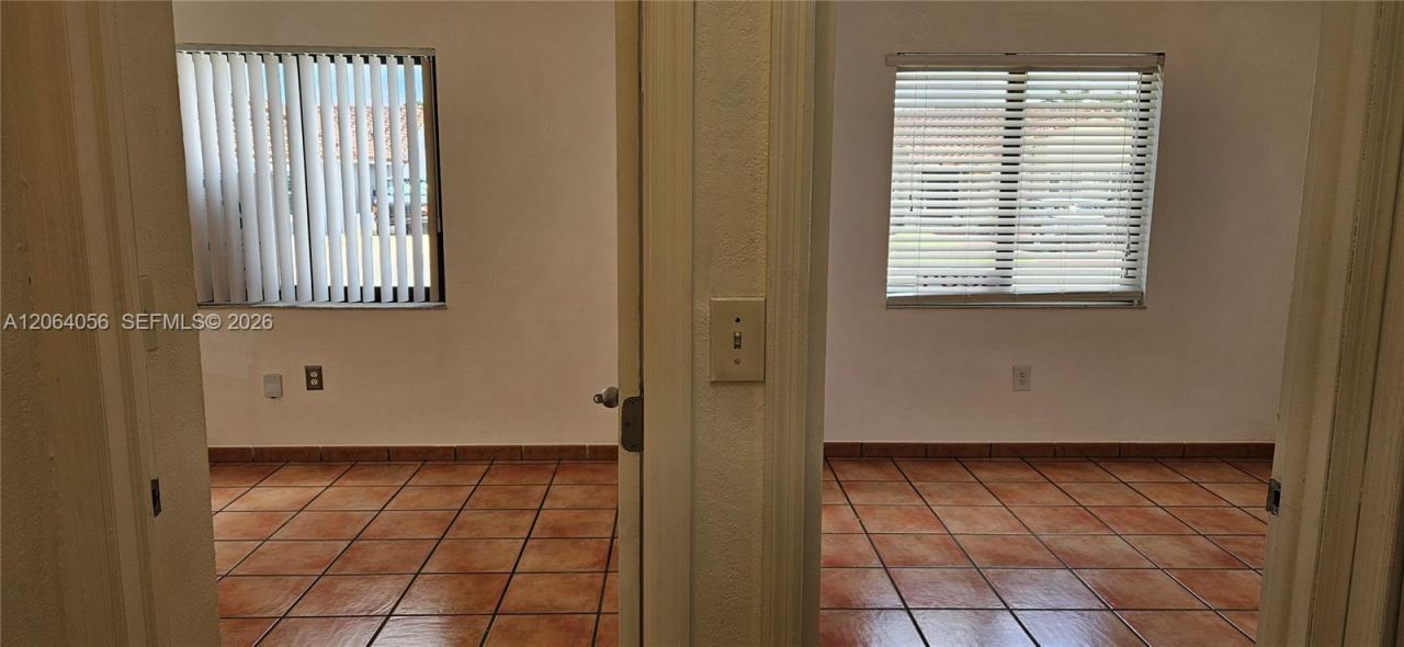 14765 SW 82nd St, Miami, FL 33193 Photo