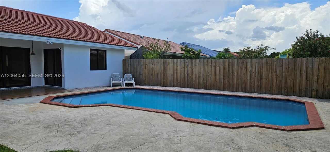 14765 SW 82nd St, Miami, FL 33193 Photo