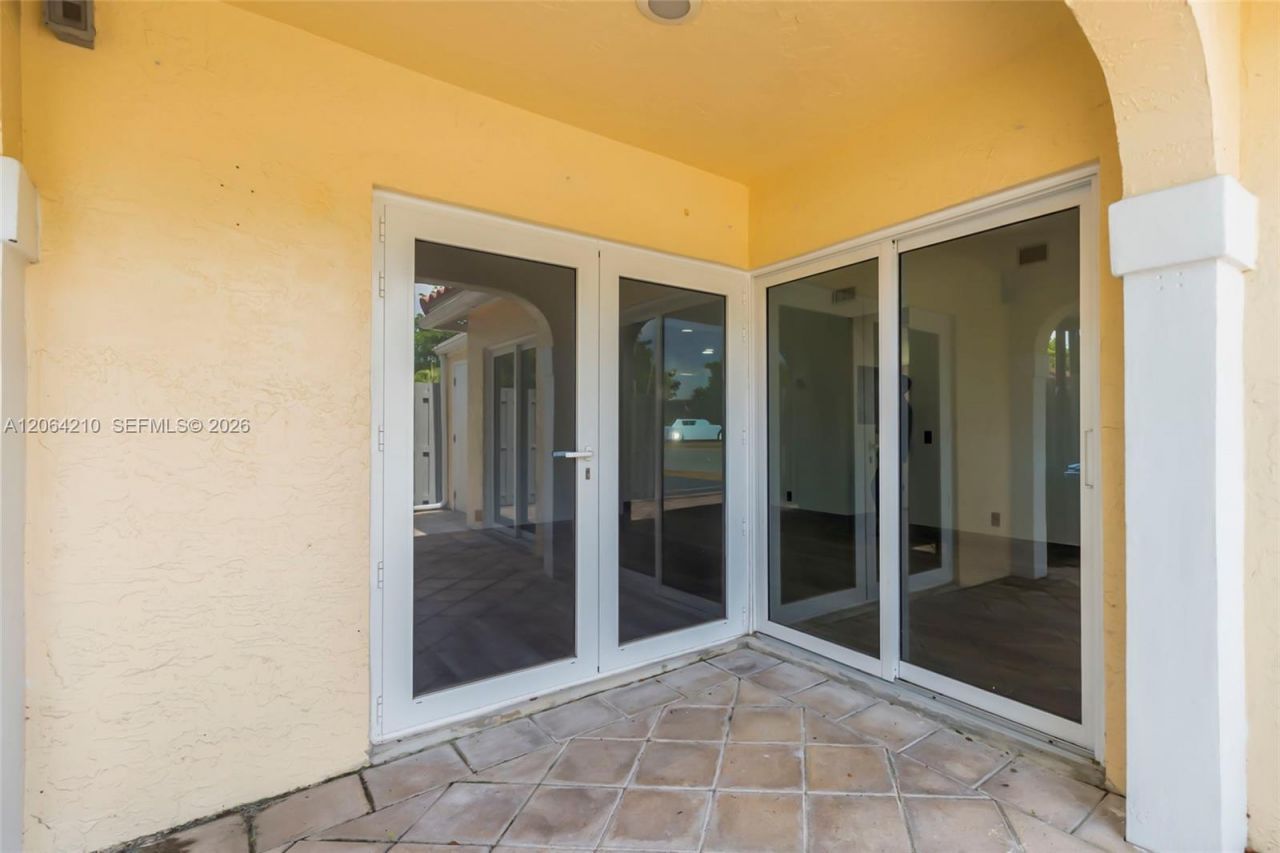 1351 Springside Dr, Weston, FL 33326 Photo