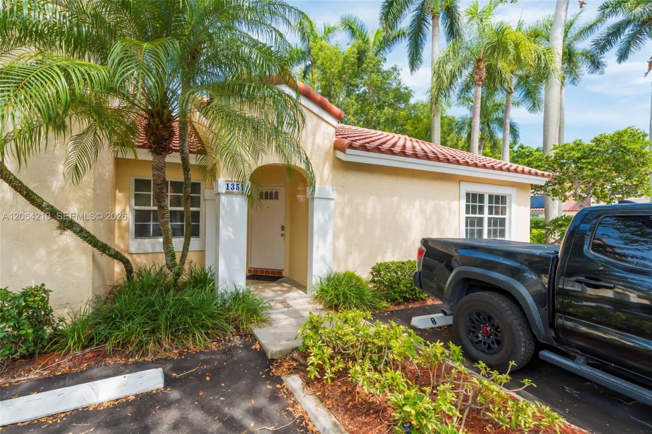 1351 Springside Dr, Weston, FL 33326 Photo