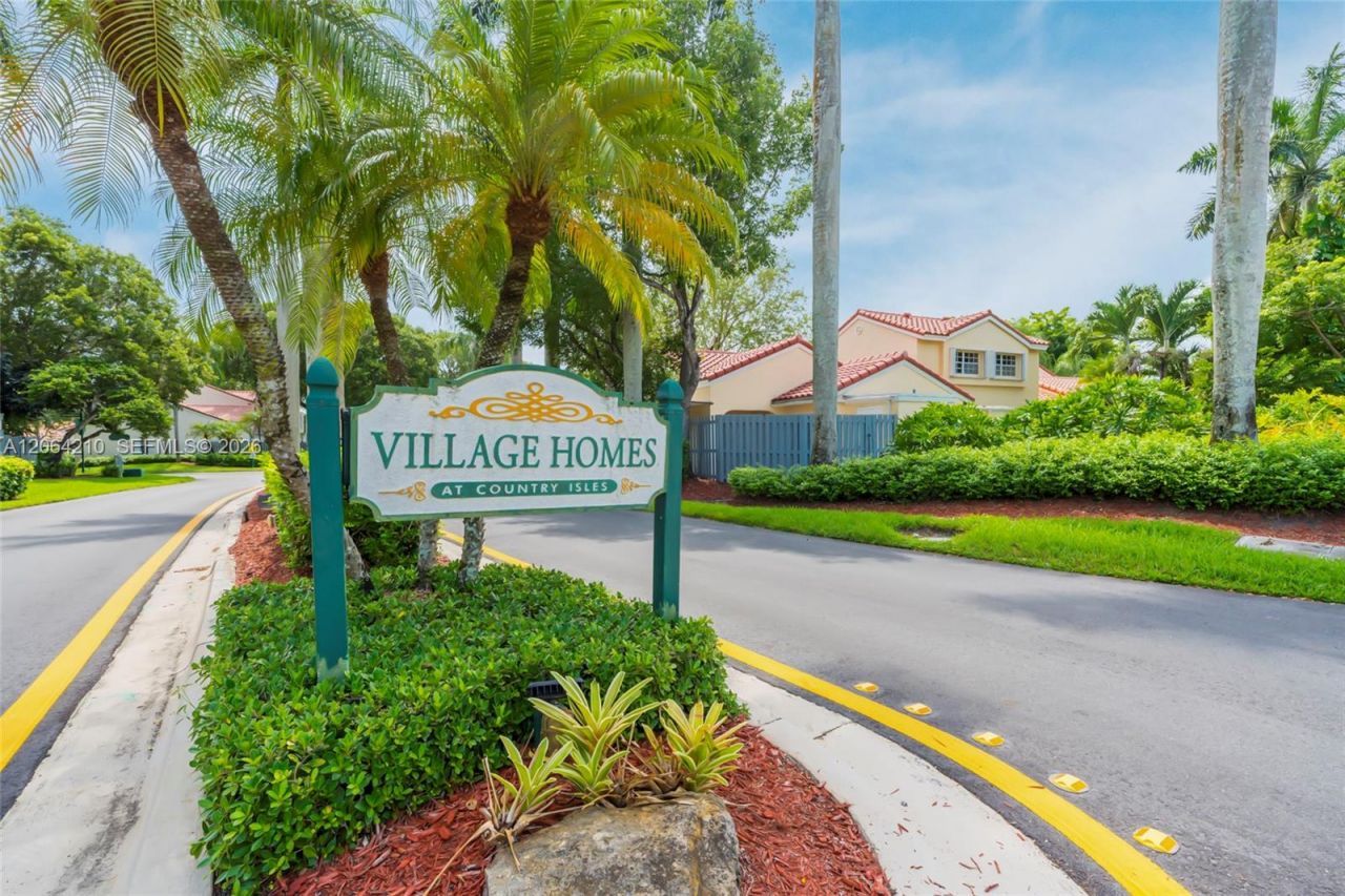 1351 Springside Dr, Weston, FL 33326 Photo