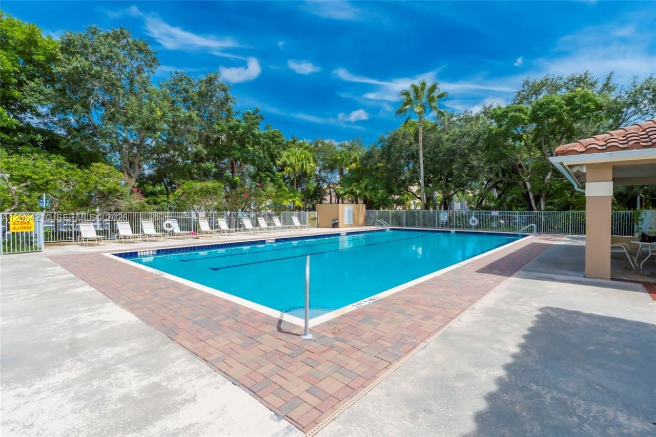 1351 Springside Dr, Weston, FL 33326 Photo