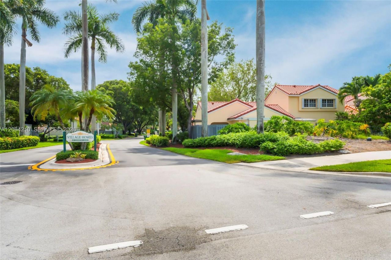 1351 Springside Dr, Weston, FL 33326 Photo