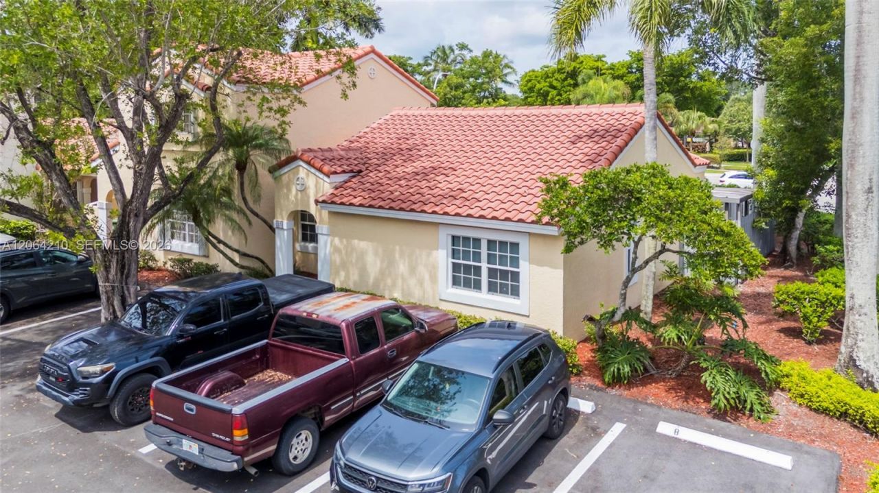 1351 Springside Dr, Weston, FL 33326 Photo