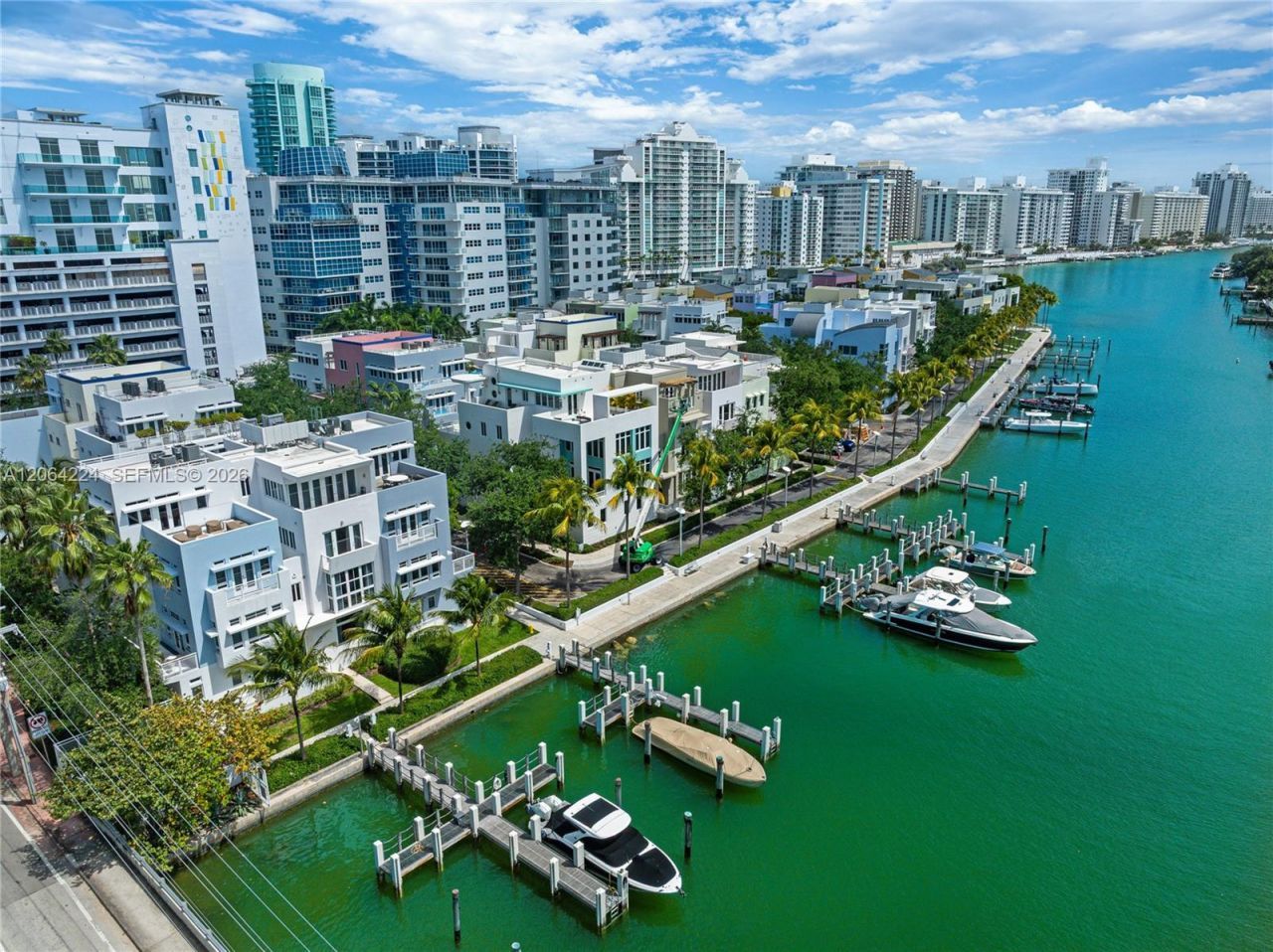 6203 Laguna Path N , Miami Beach, FL 33141 Photo