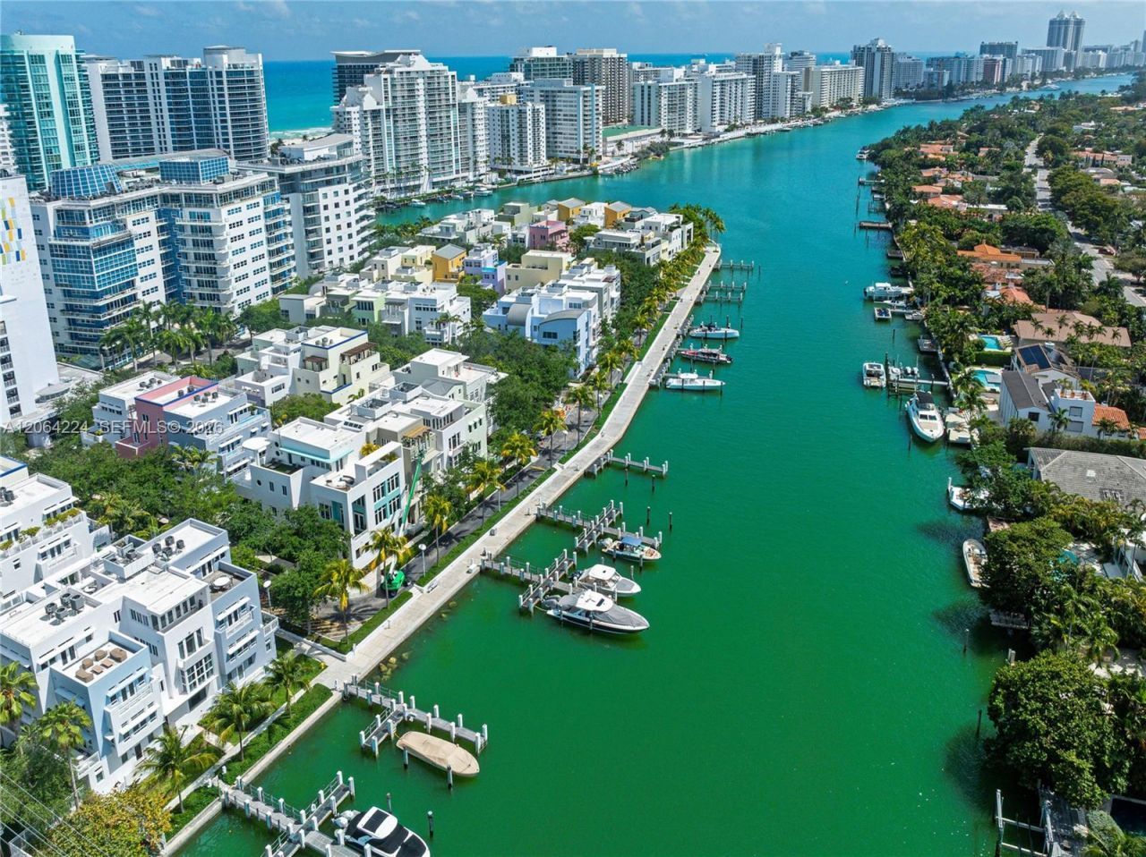 6203 Laguna Path N , Miami Beach, FL 33141 Photo