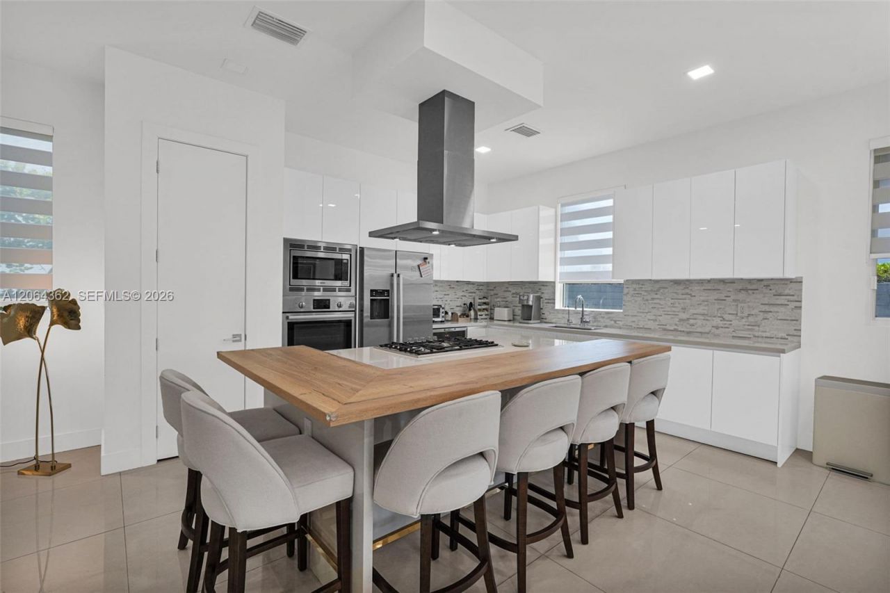 7509 NW 99th Ave, Doral, FL 33178 Photo