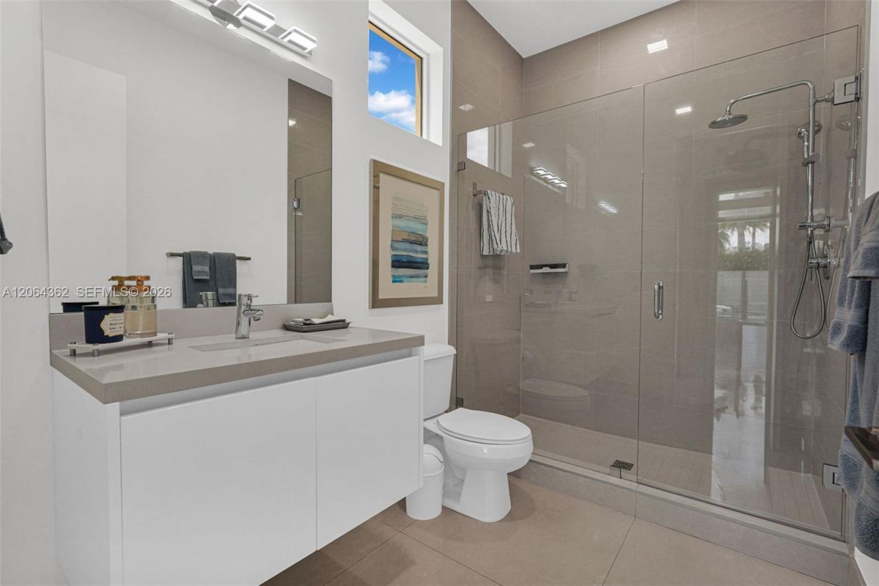 7509 NW 99th Ave, Doral, FL 33178 Photo