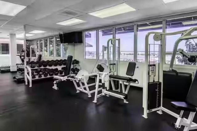 19201 Collins Ave , Unit 540, Sunny Isles Beach, FL 33160 Photo