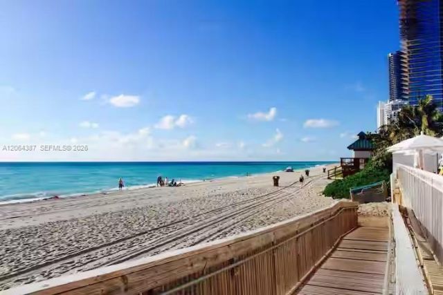 19201 Collins Ave , Unit 540, Sunny Isles Beach, FL 33160 Photo