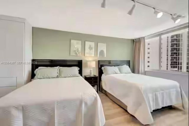 19201 Collins Ave , Unit 540, Sunny Isles Beach, FL 33160 Photo