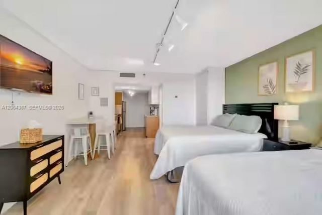 19201 Collins Ave , Unit 540, Sunny Isles Beach, FL 33160 Photo