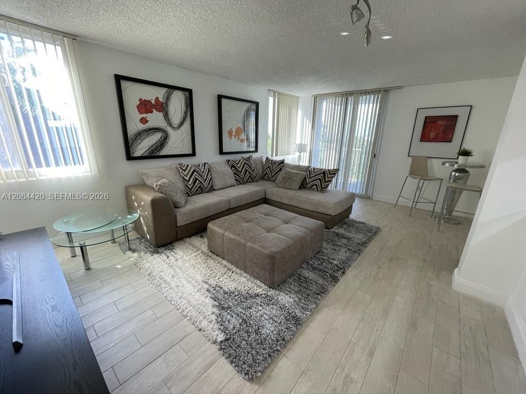 800 N Miami Ave, Unit E-509, Miami, FL 33136 Photo