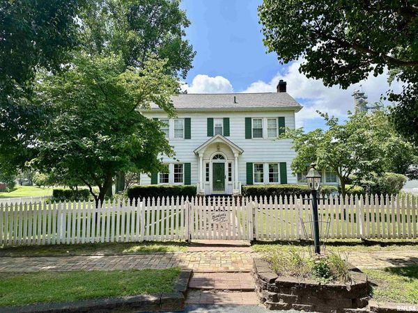 143 S GREEN Street, Meredosia, IL 62665