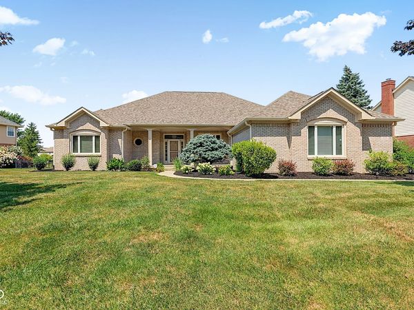9935 Water Crest Drive, Fishers, IN 46038