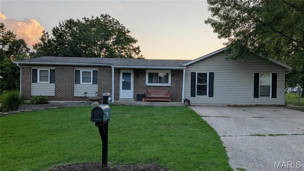 171 Green Acres Drive , Old Monroe, MO 63369 Main Photo