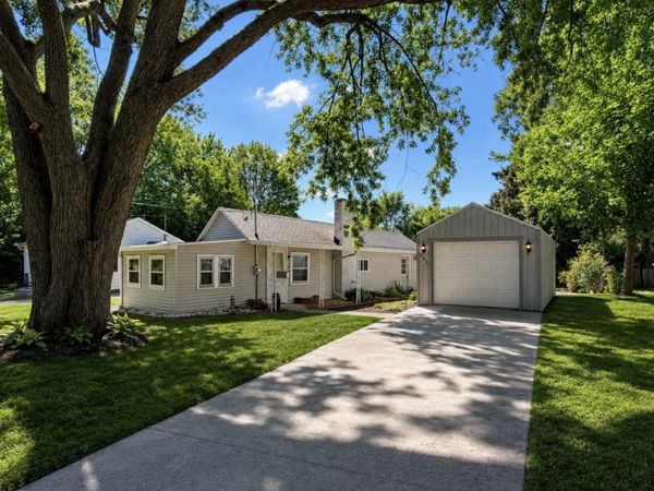 1521 Hamilton Avenue, Janesville, WI 53548