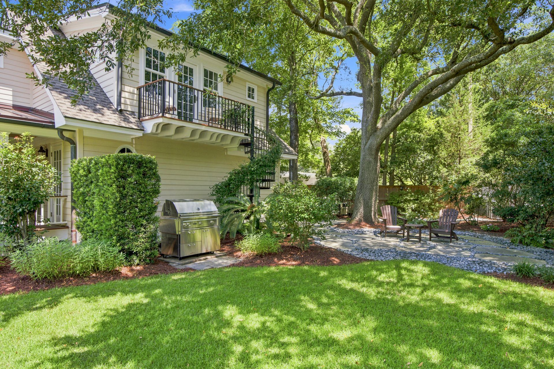 7 Cochran Court Photo 4