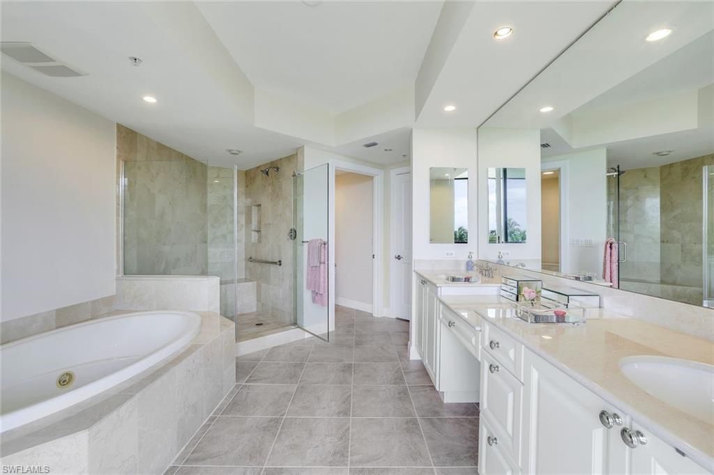 1050 Borghese Ln , Unit 206, Naples, FL 34114 Photo