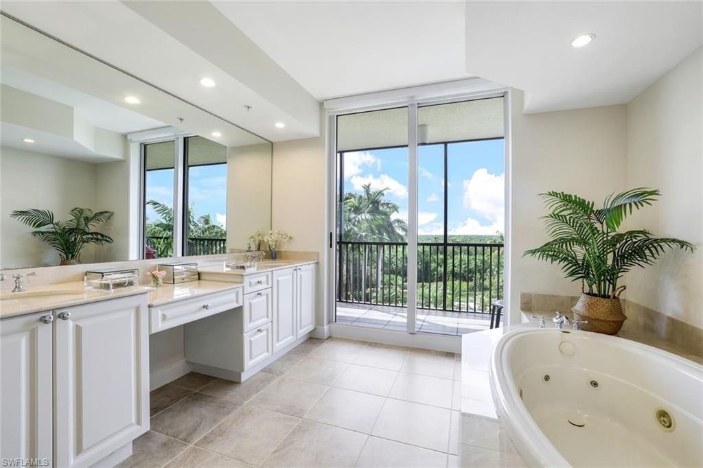 1050 Borghese Ln , Unit 206, Naples, FL 34114 Photo