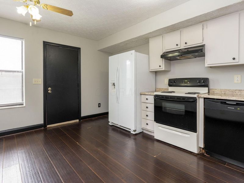 3248 Summertime Court, Unit 19, Columbus, OH 43221 Photo 10